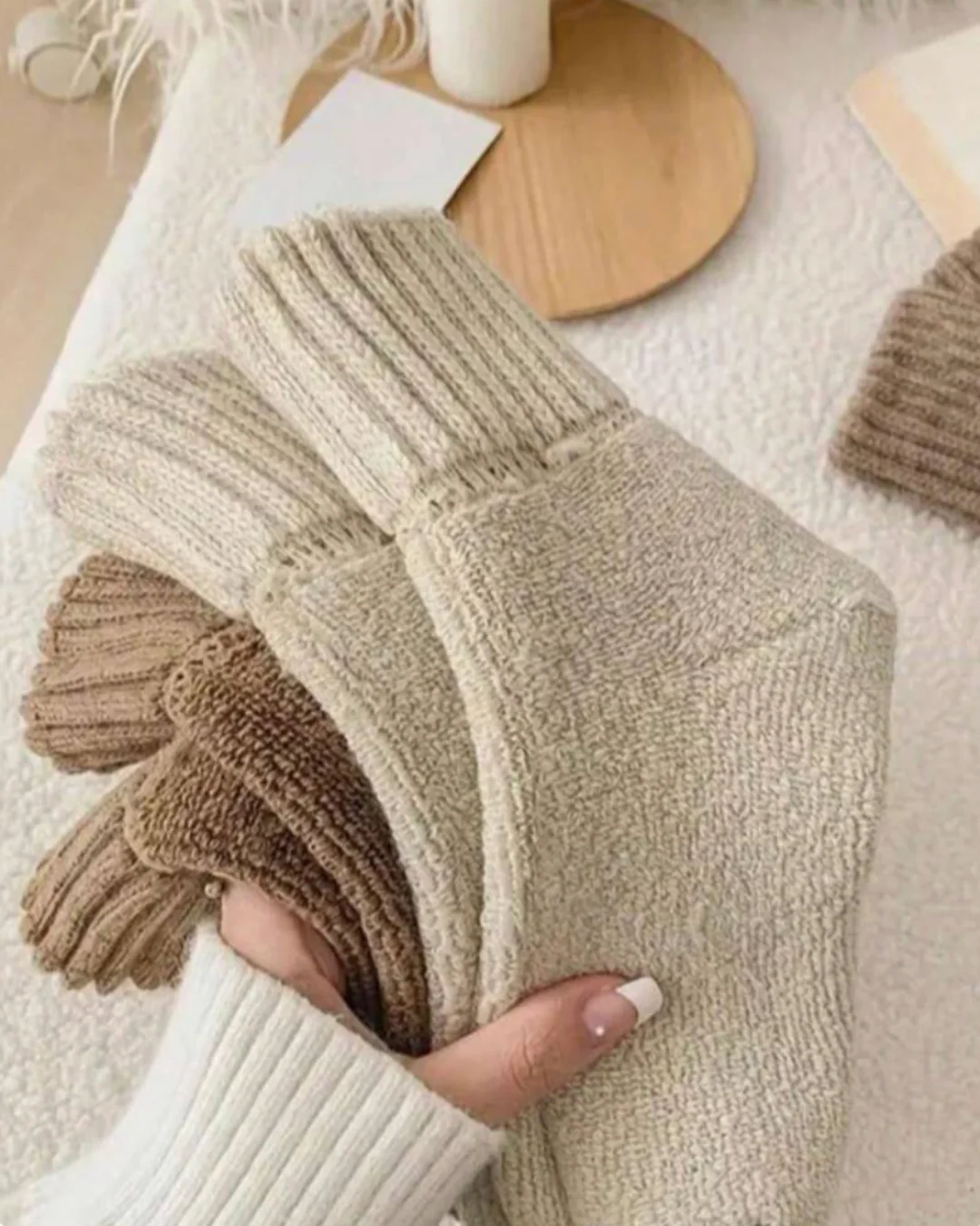 The Knitted Fleece Socks - 5 Pairs Pack - Image 9